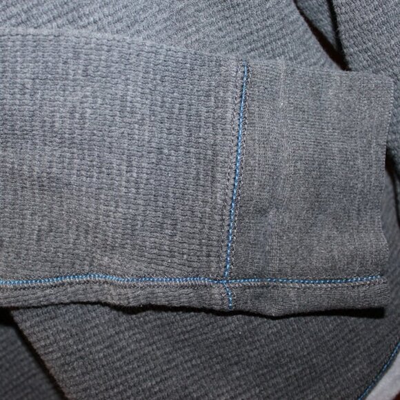 Top - Picture 5 of 6